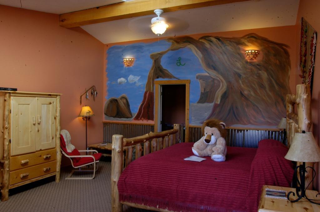 The Inn Of Escalante (Adults Only) Szoba fotó